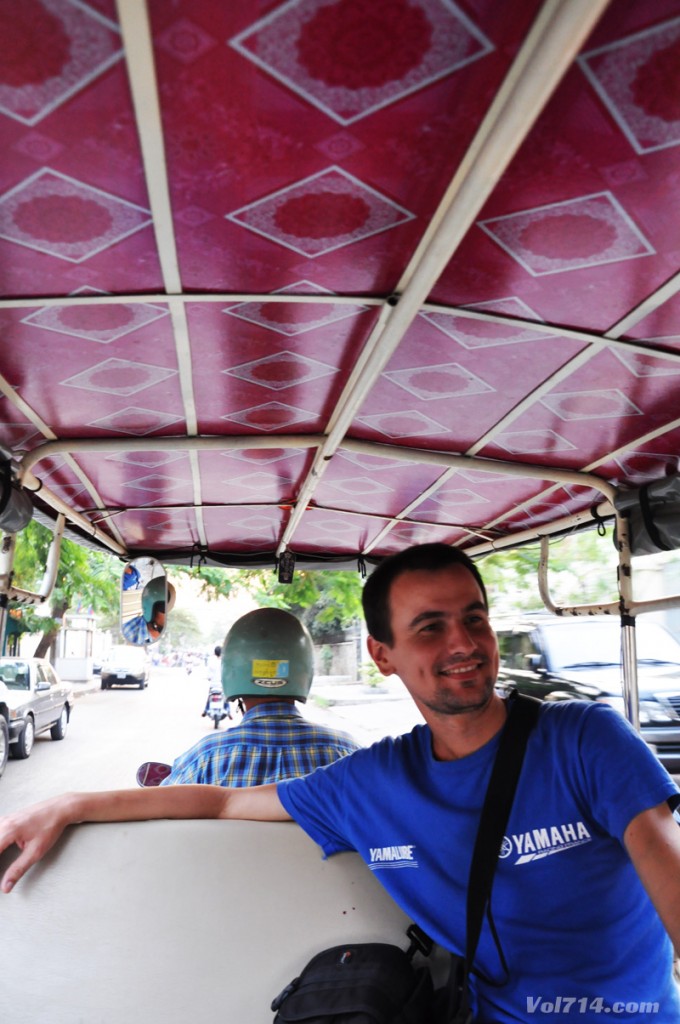 Cambodge-phnom-penh-tuk-tuk