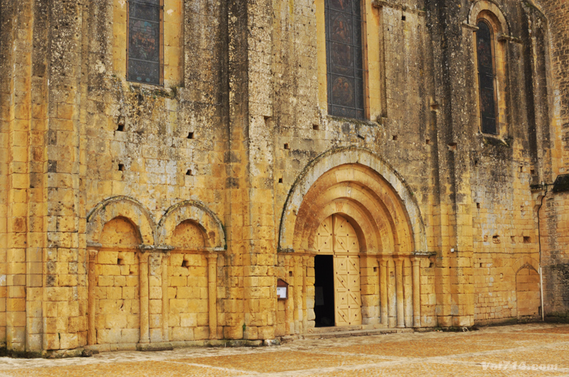 Périgord-abbaye-cadouin